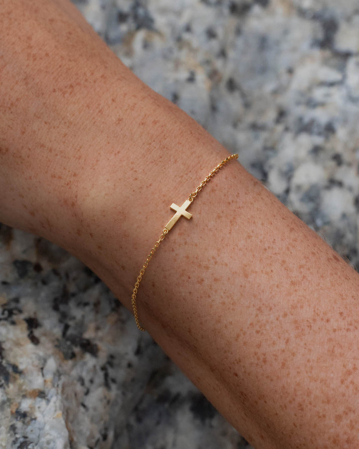 Women's Cross Bracelet